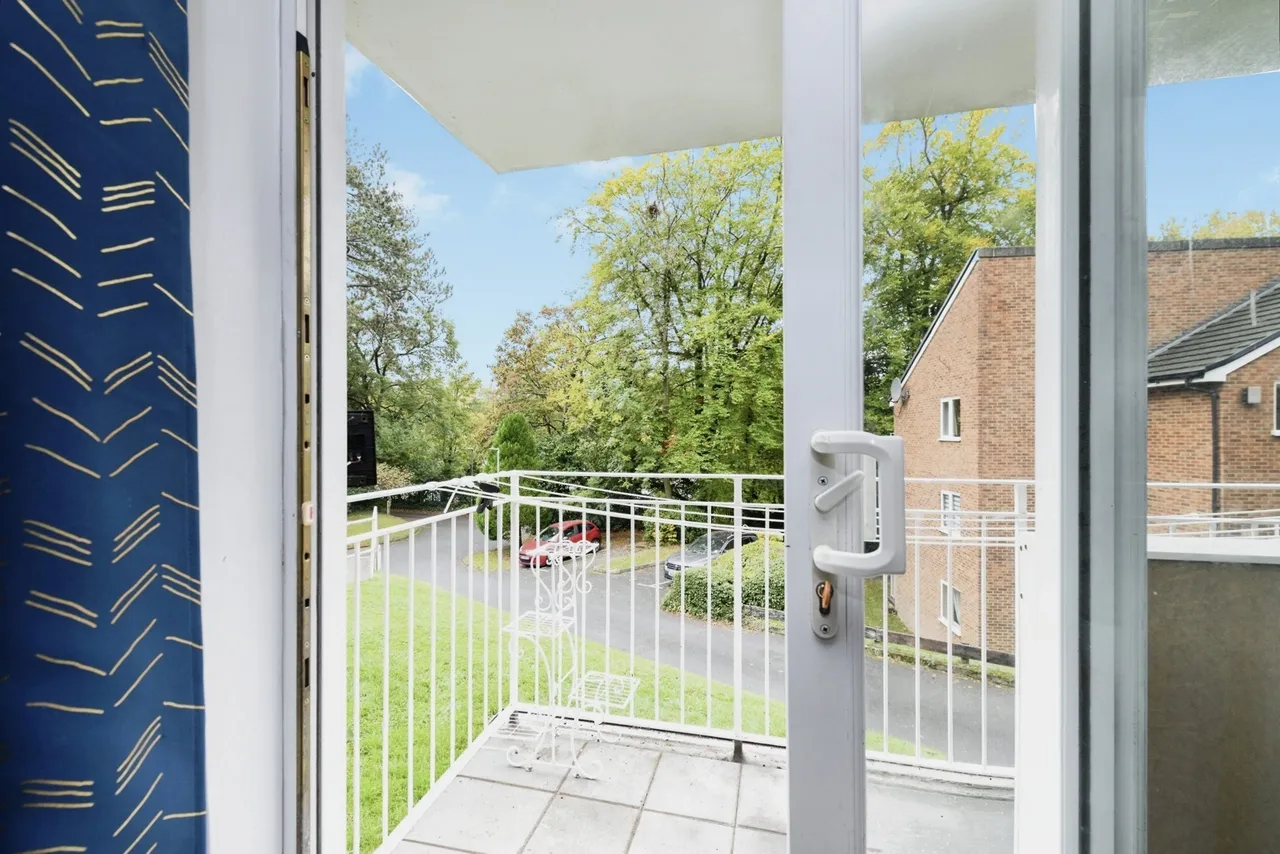 Court Bushes Road, Whyteleafe, Surrey, CR3, photo 11