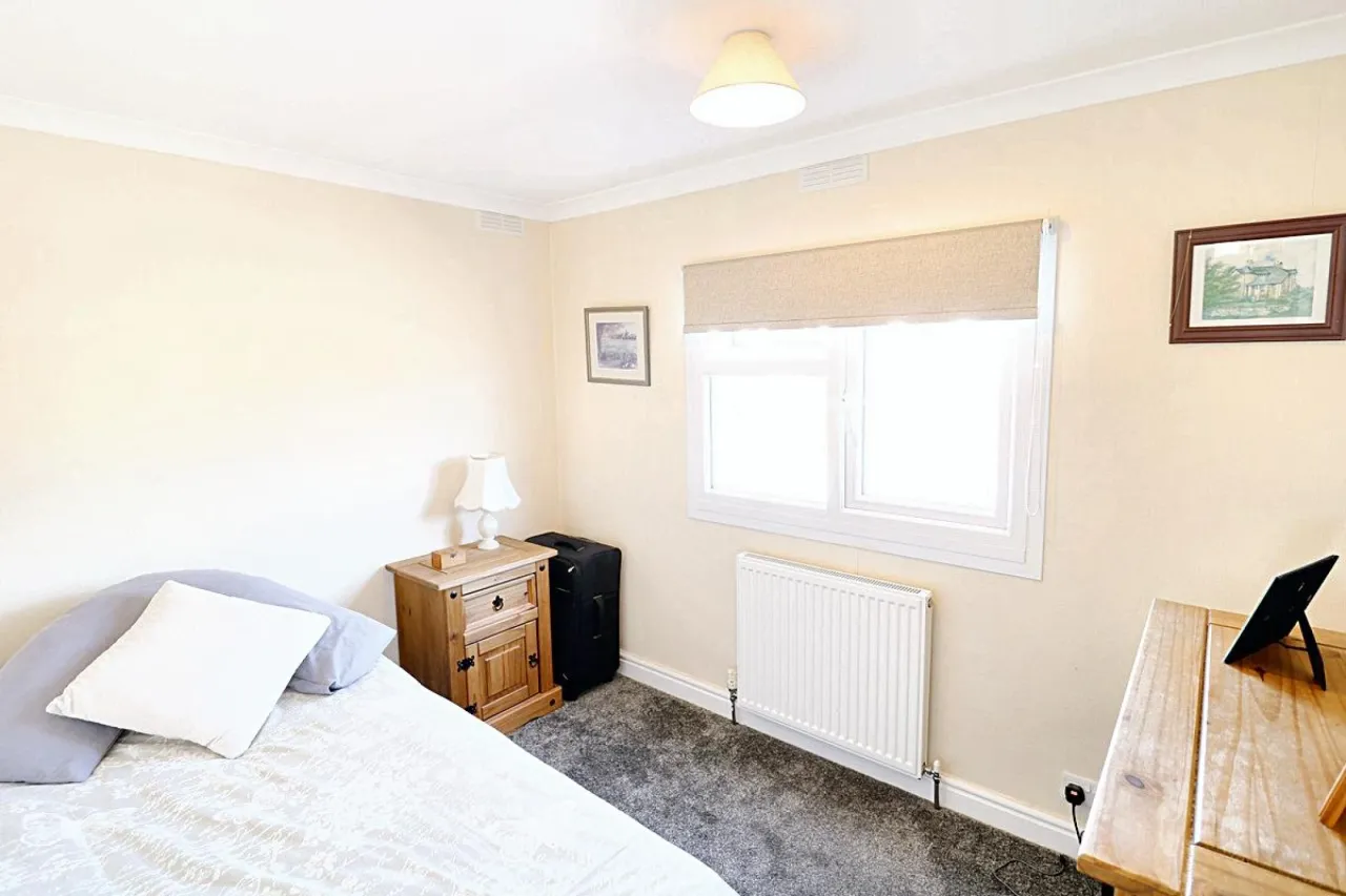 Warrington Road, Northwich, photo 10
