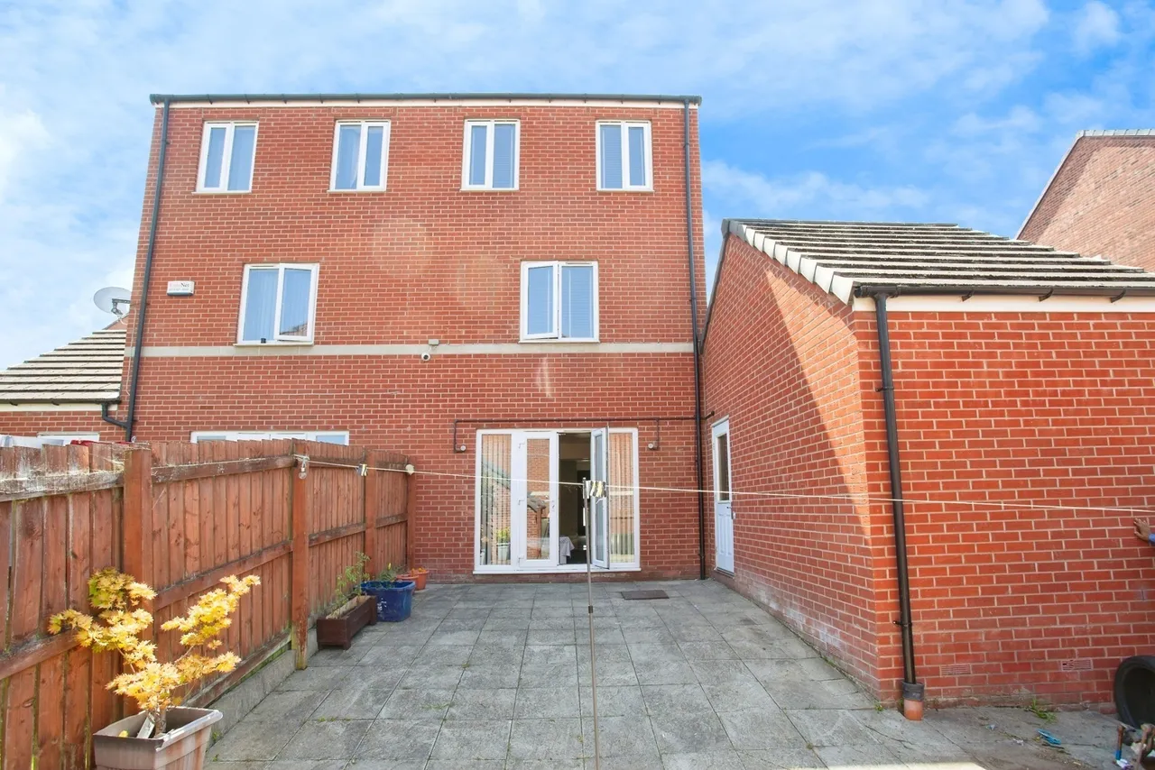 Locke Drive, Sheffield, S9, photo 20