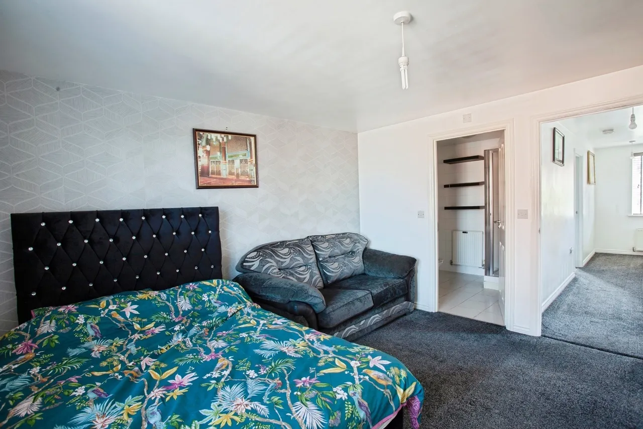 Locke Drive, Sheffield, S9, photo 10