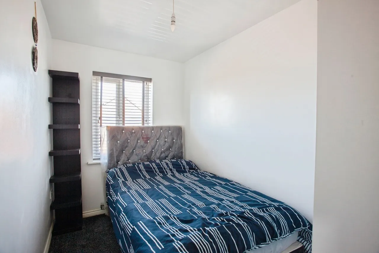 Locke Drive, Sheffield, S9, photo 19