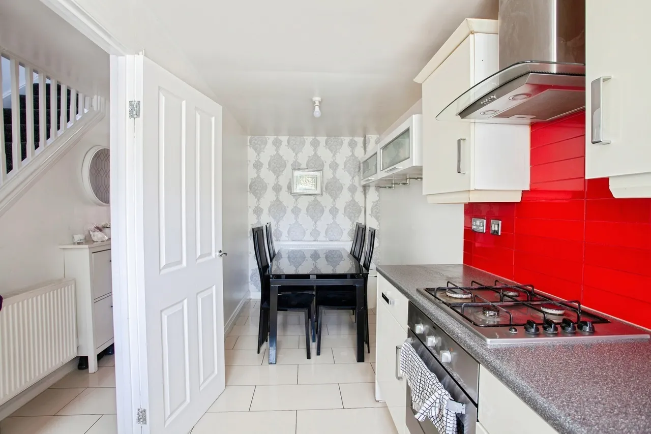 Locke Drive, Sheffield, S9, photo 5