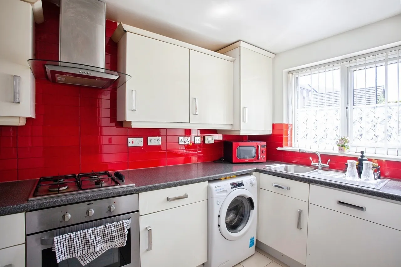 Locke Drive, Sheffield, S9, photo 6
