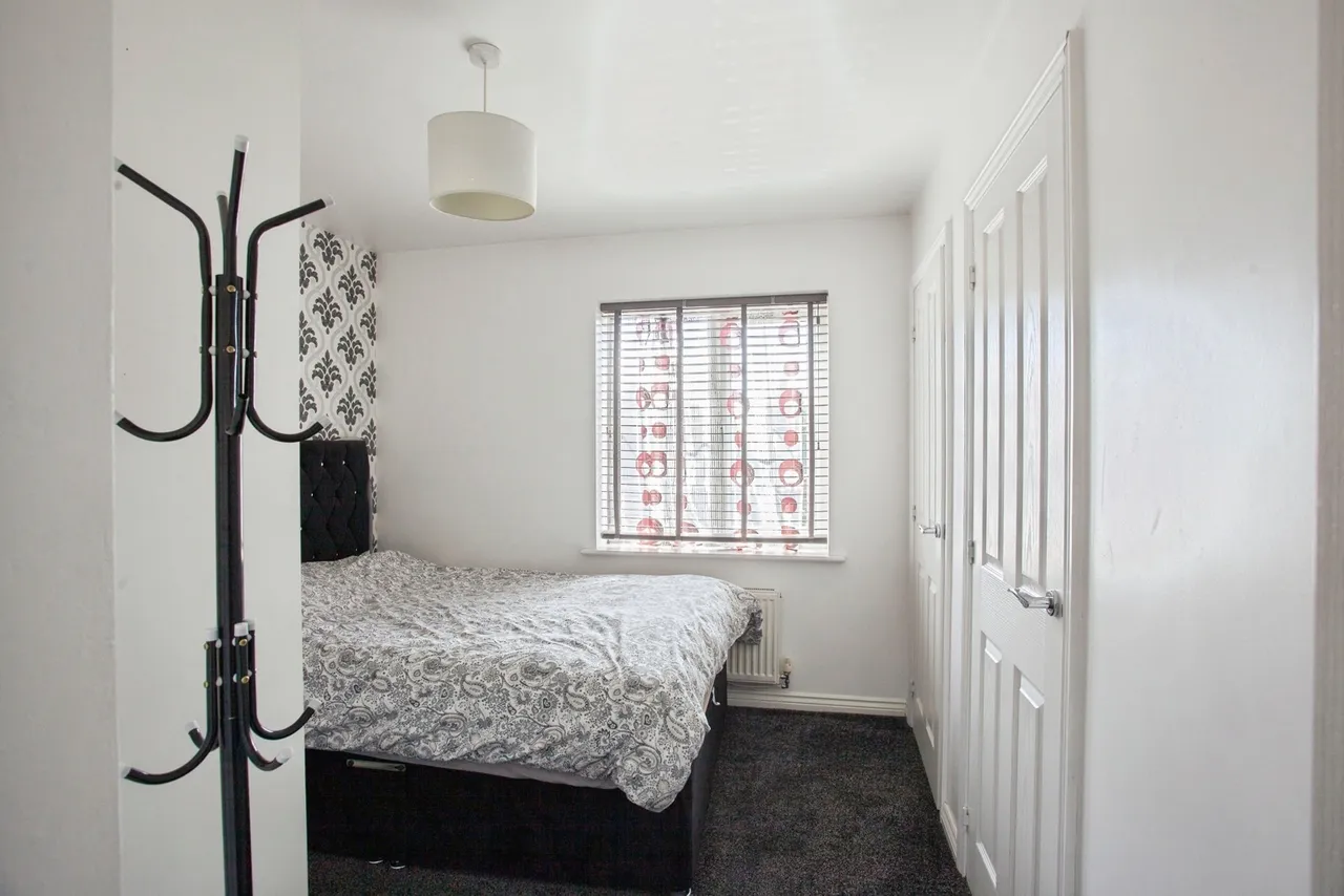 Locke Drive, Sheffield, S9, photo 17