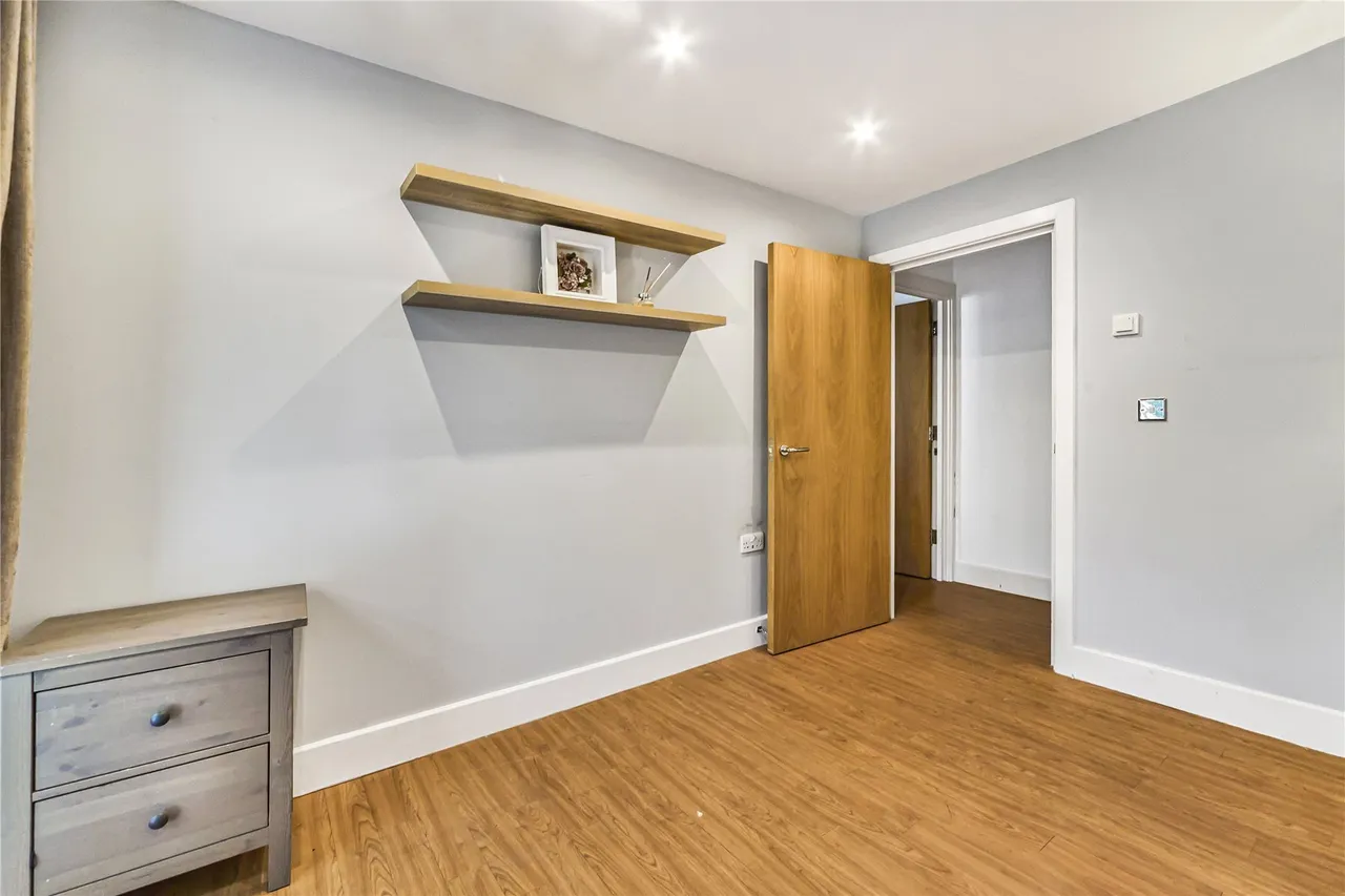 Savoy Mews, London, SW9, photo 12