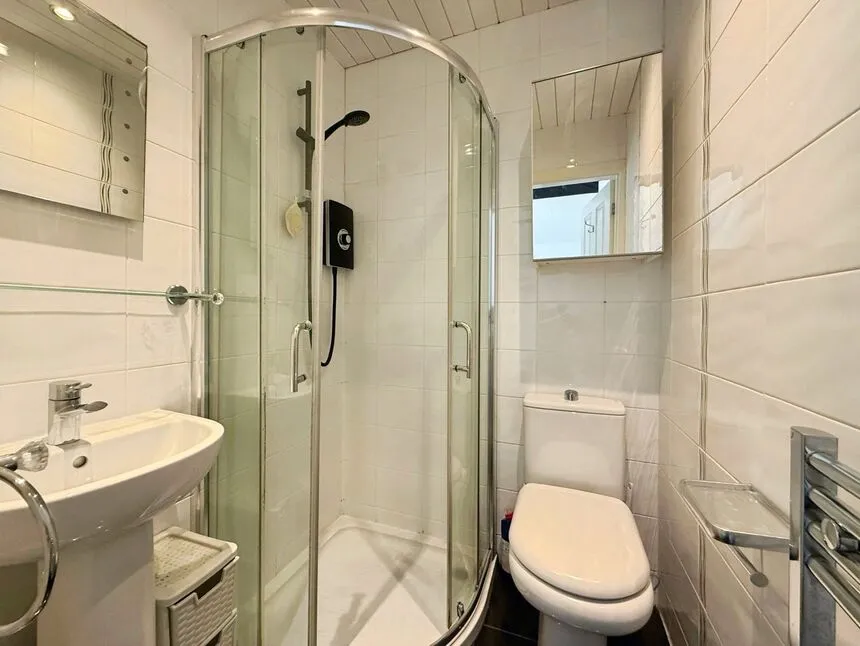 Honiton Close, Heywood, OL10, photo 9
