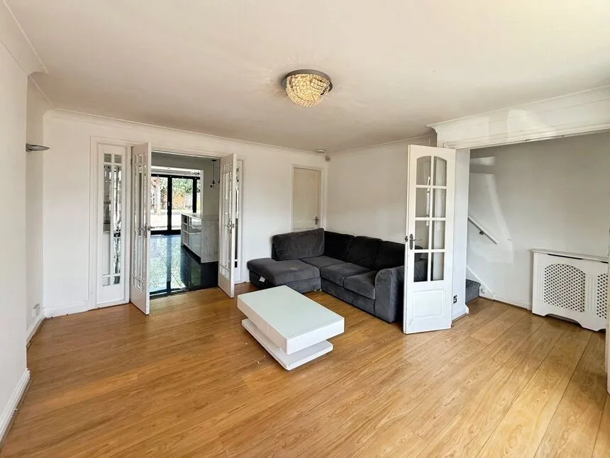 Honiton Close, Heywood, OL10, photo 5