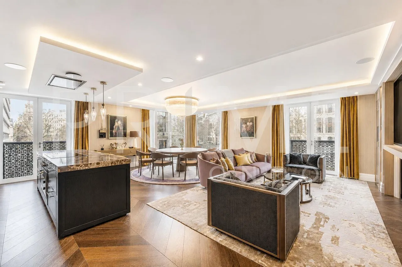 3 bed flat for sale, Strand, London, WC2R