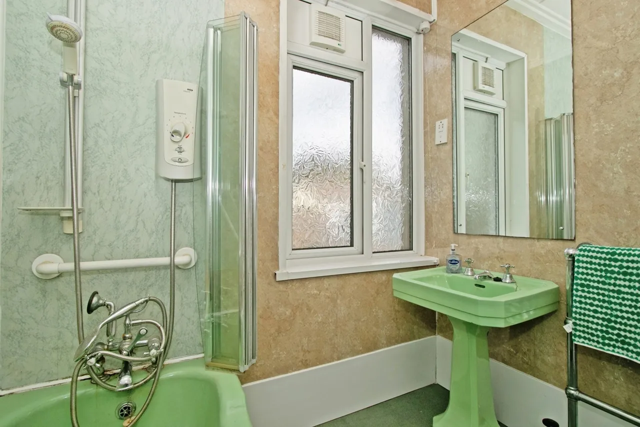 Pendarves Road, Camborne, TR14, photo 22