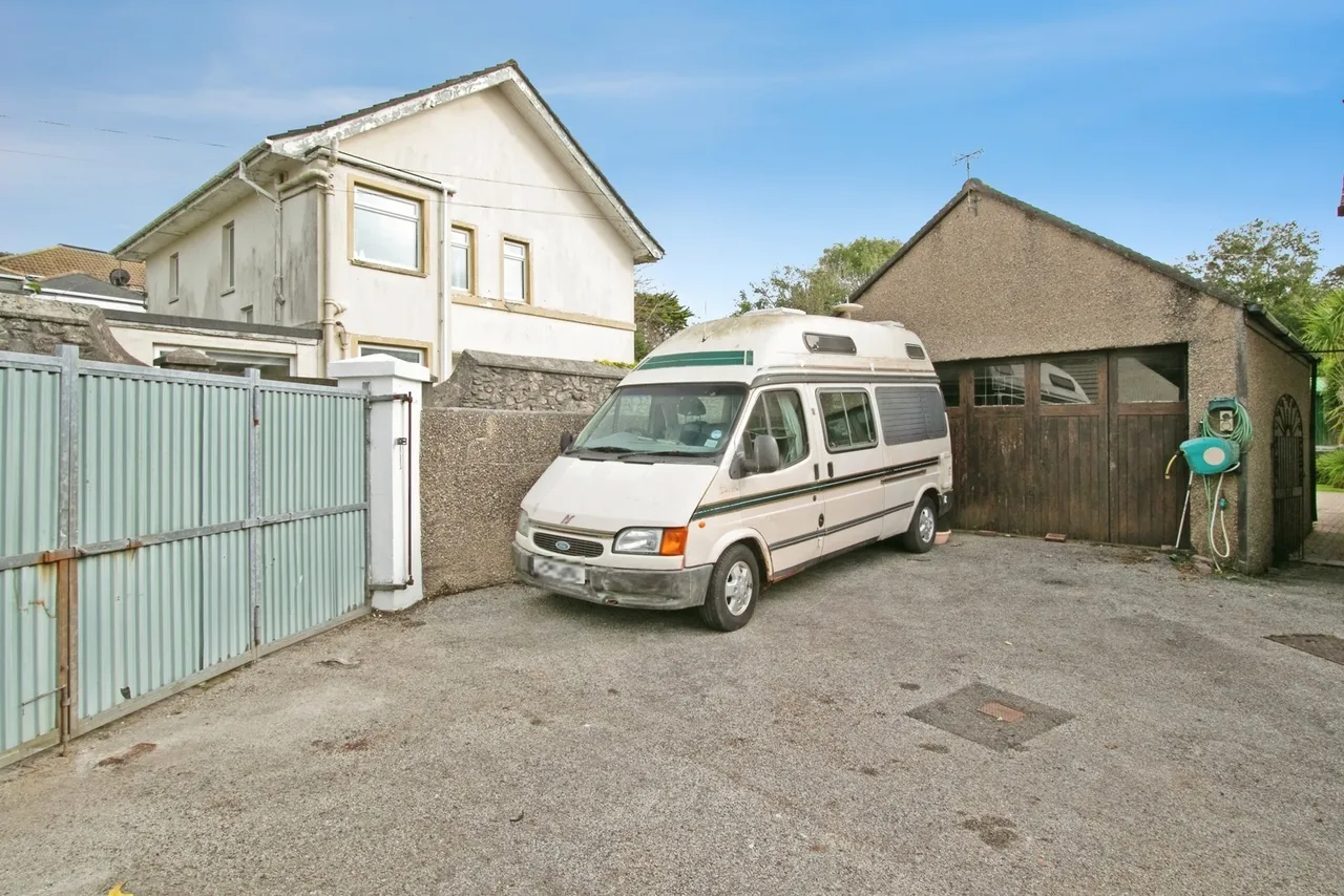 Pendarves Road, Camborne, TR14, photo 37