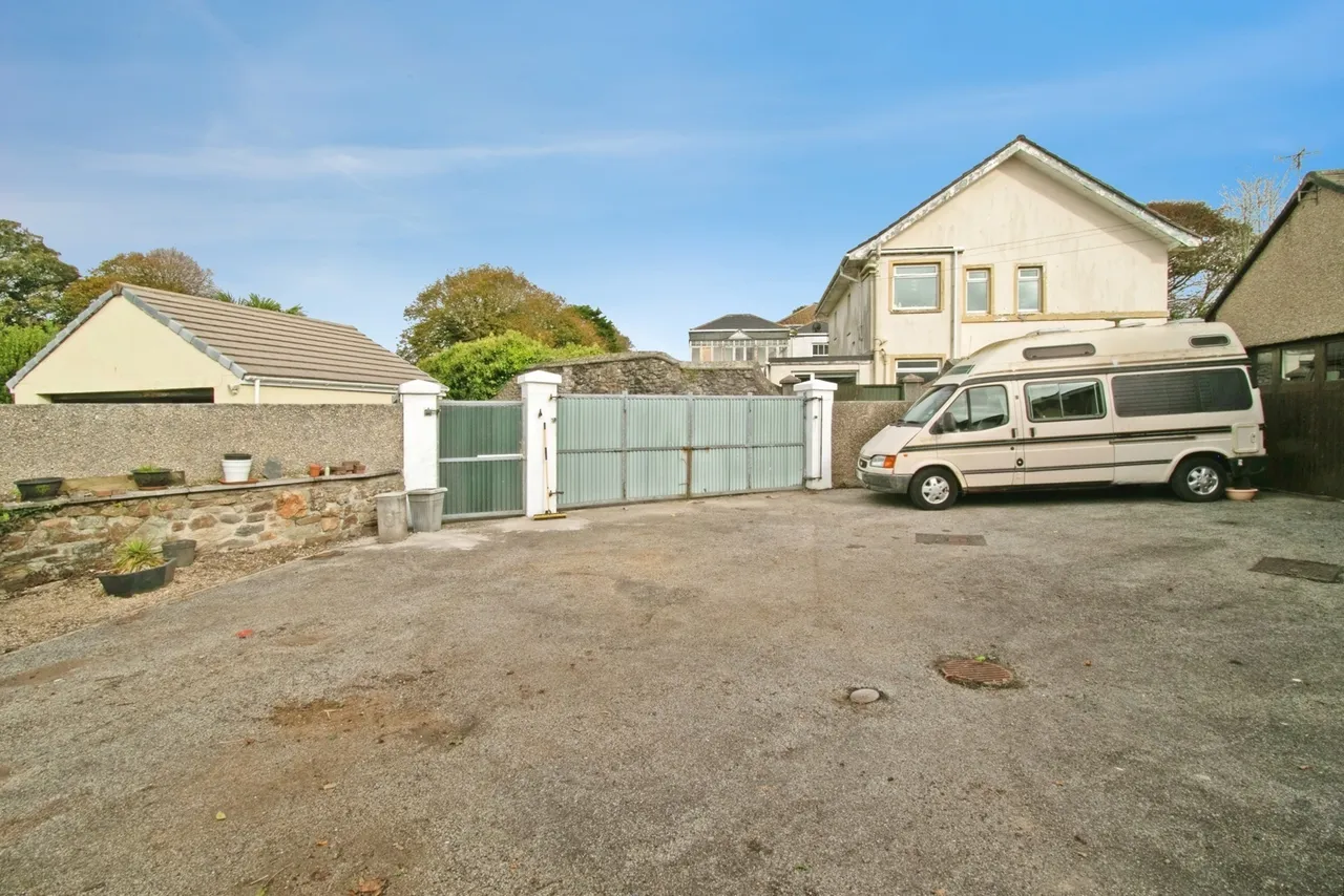 Pendarves Road, Camborne, TR14, photo 38