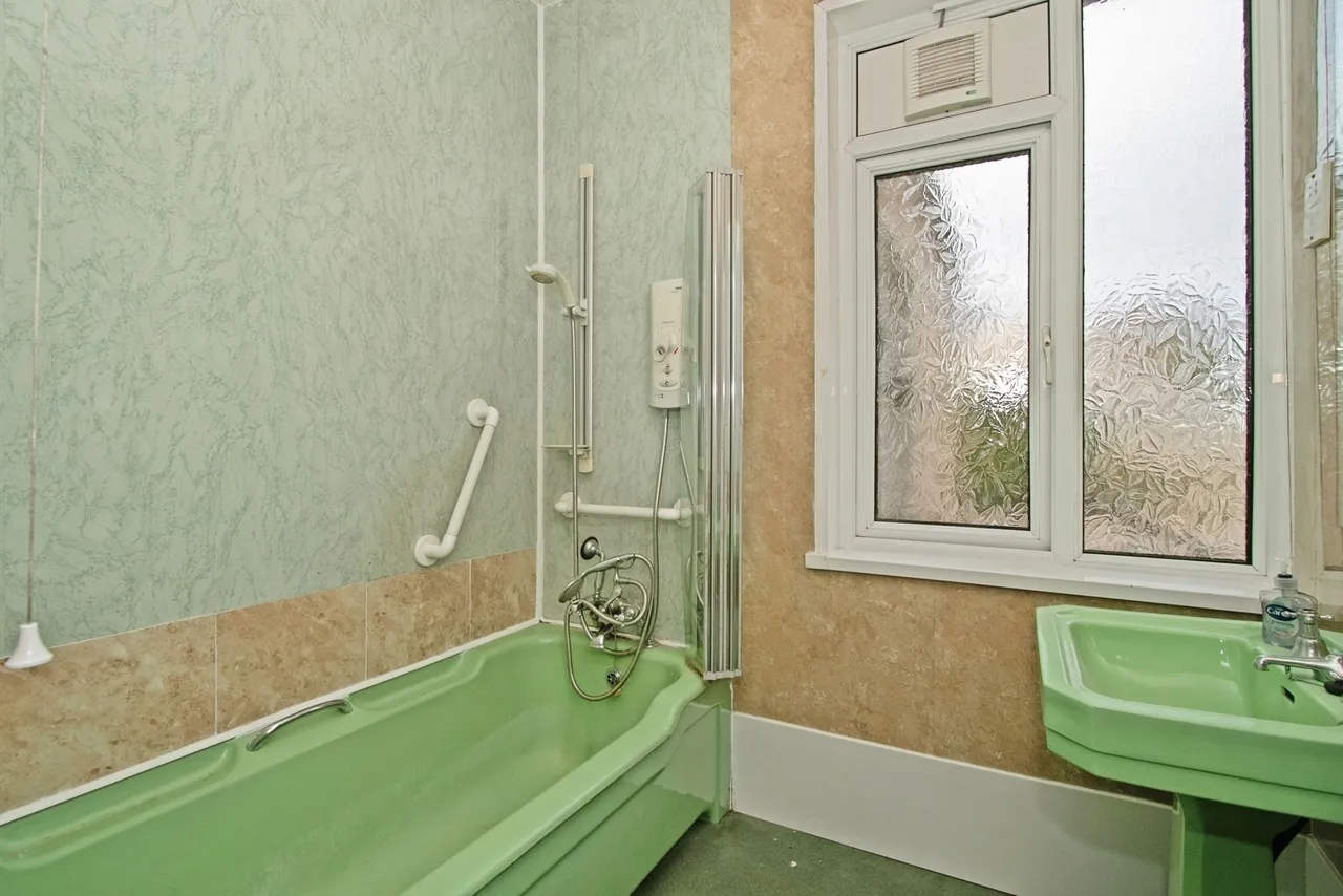 Pendarves Road, Camborne, TR14, photo 21