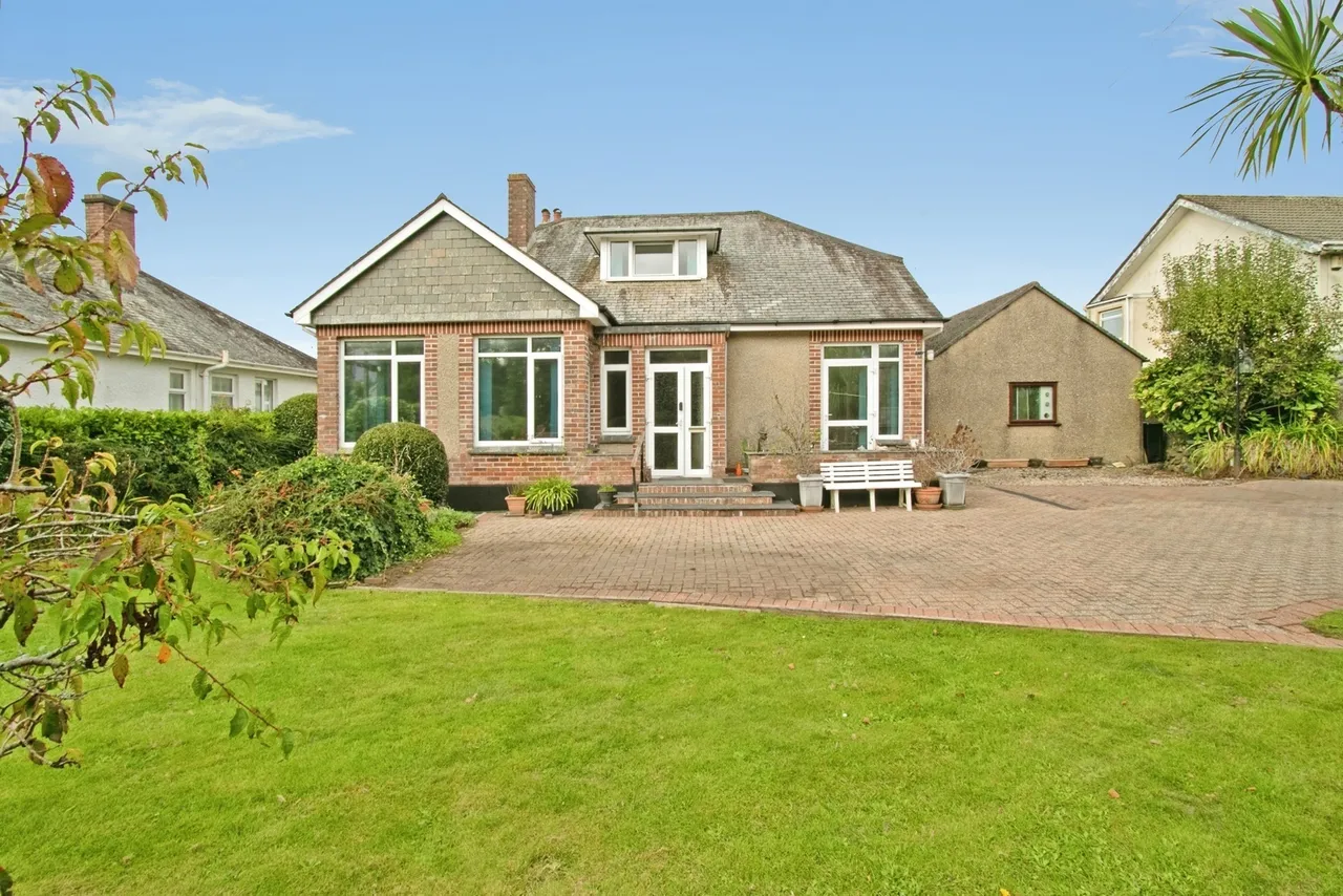 5 bed house for sale, Pendarves Road, Camborne, TR14