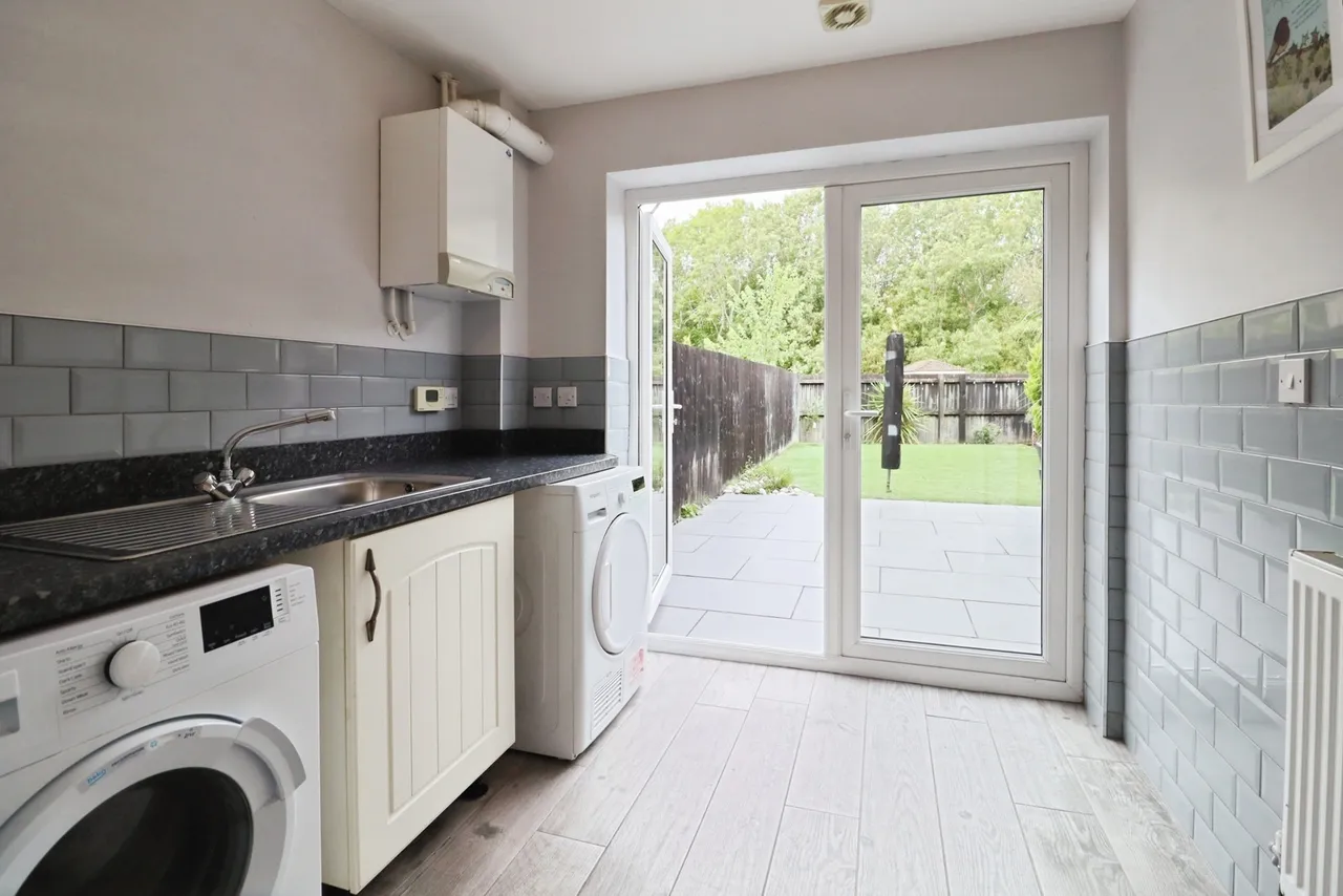 Wyncliffe Gardens, Cardiff, CF23, photo 9