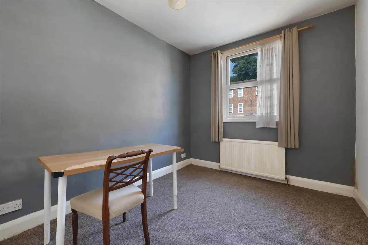 Station Road, Redhill, RH1, photo 2
