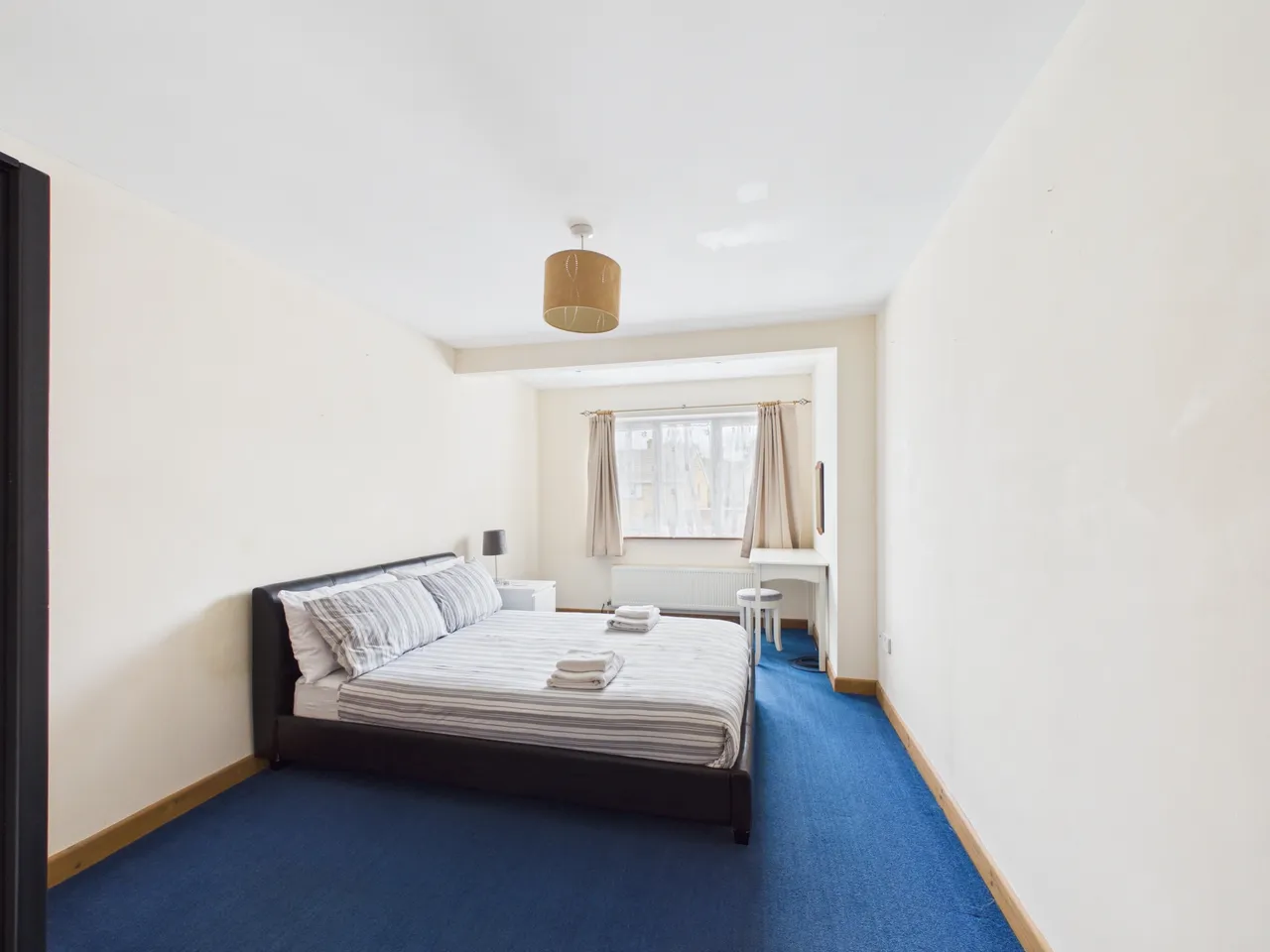 Maple Drive, Charlton Kings, Cheltenham, GL53 8PA, photo 8