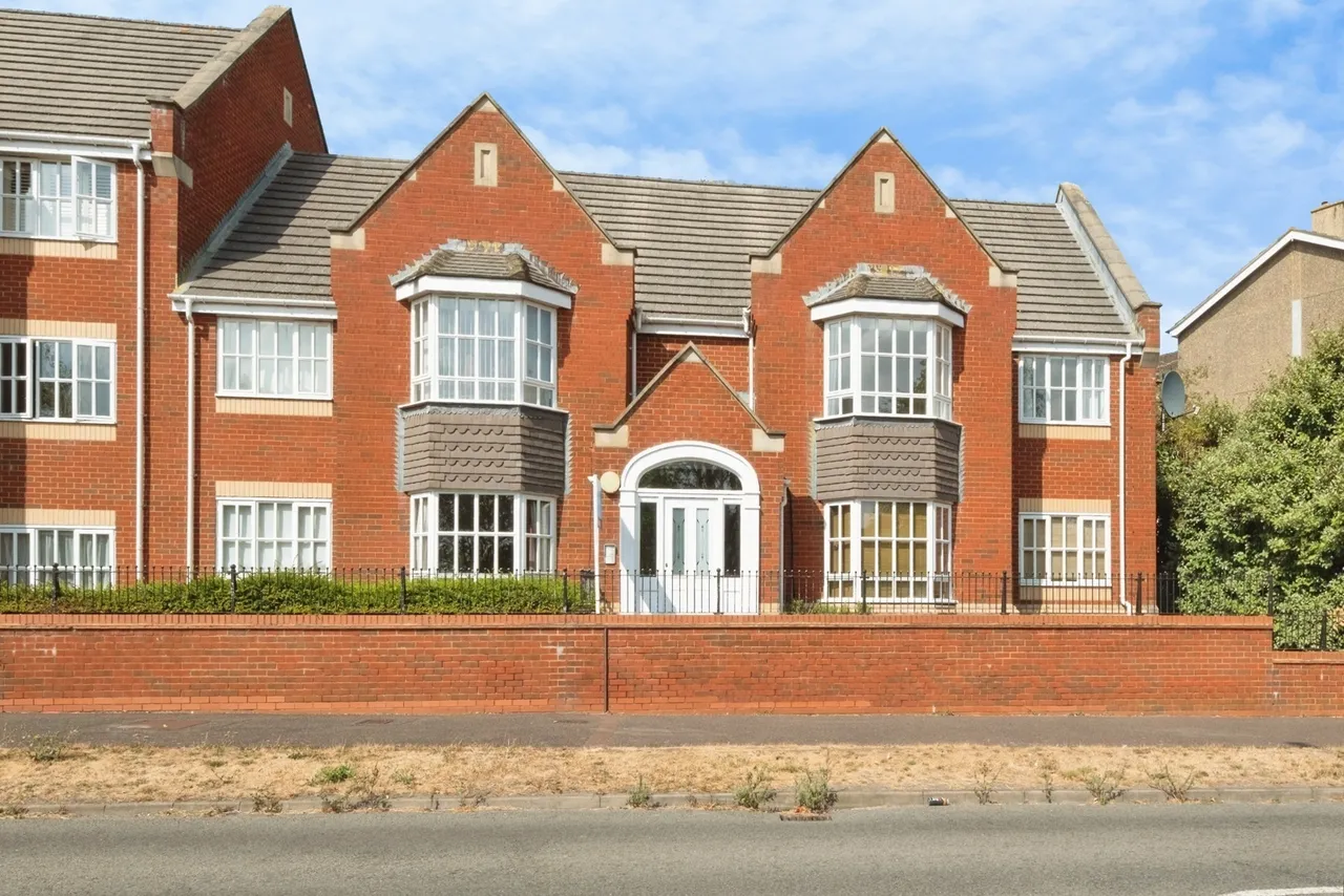 Knaresborough Court, Bletchley, MK3, photo 20
