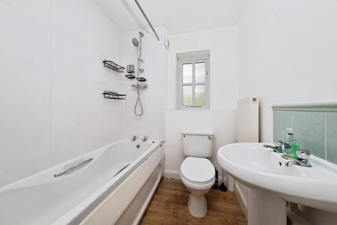 Knaresborough Court, Bletchley, MK3, photo 4