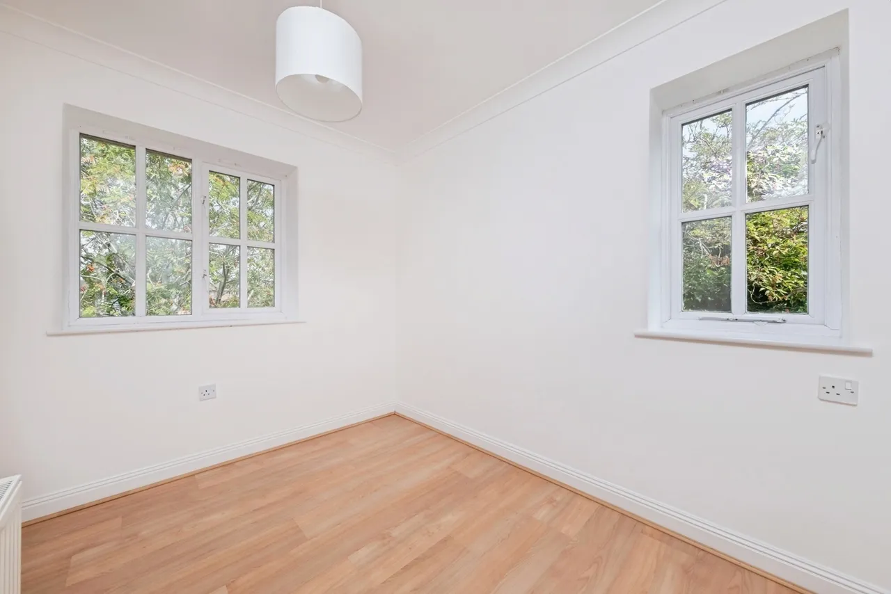Knaresborough Court, Bletchley, MK3, photo 6