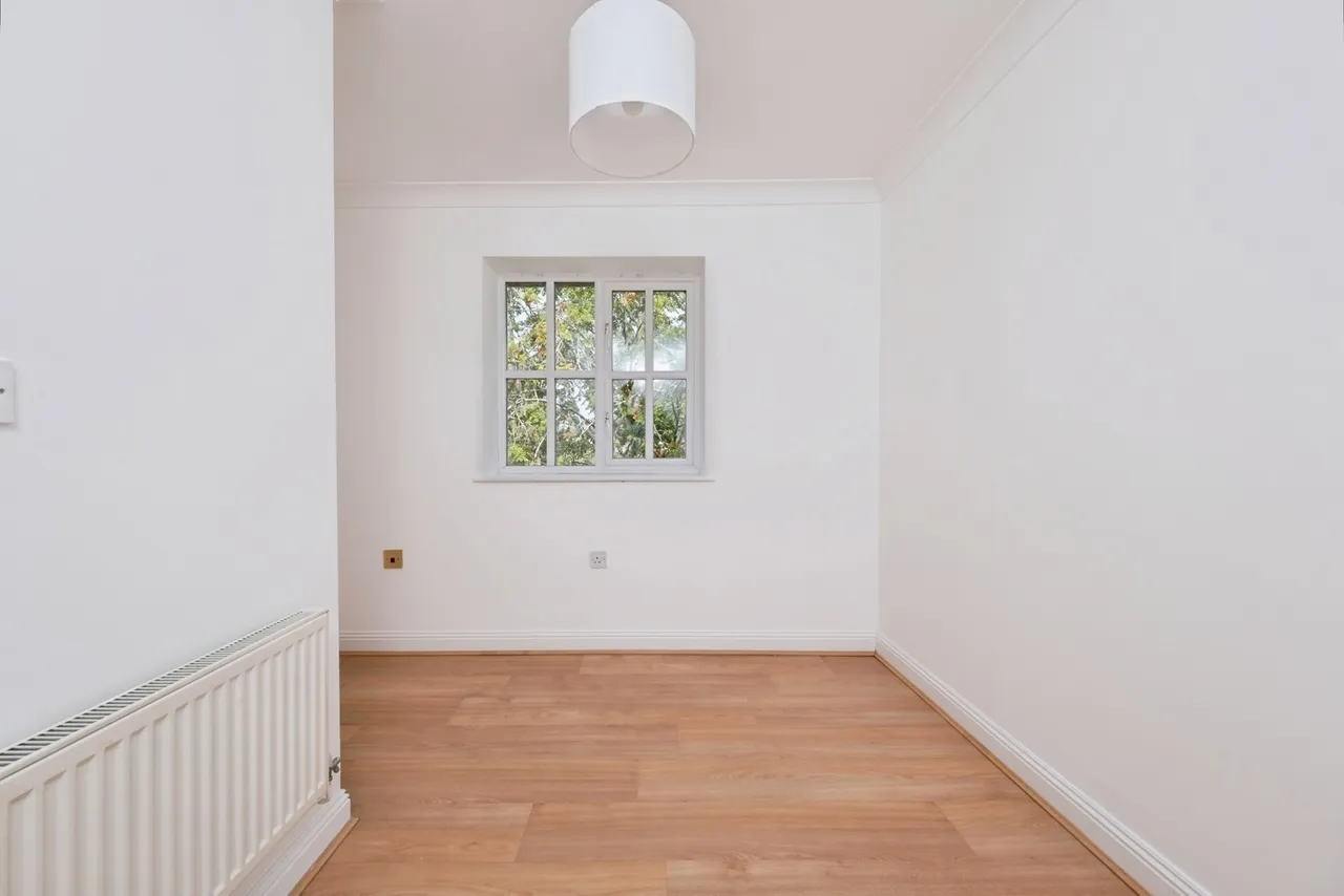 Knaresborough Court, Bletchley, MK3, photo 9