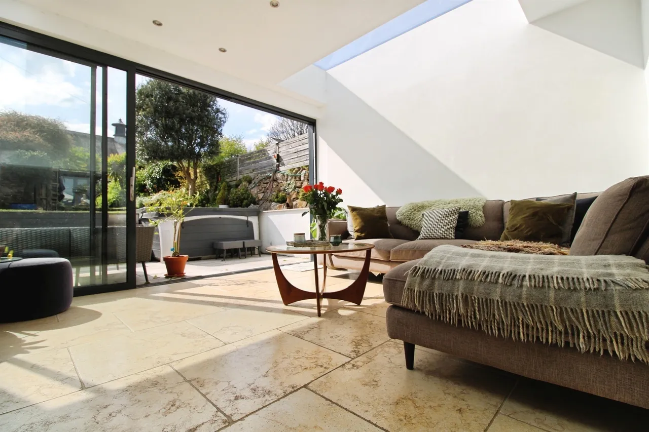 Highwalls Road, Dinas Powys, CF64, photo 5