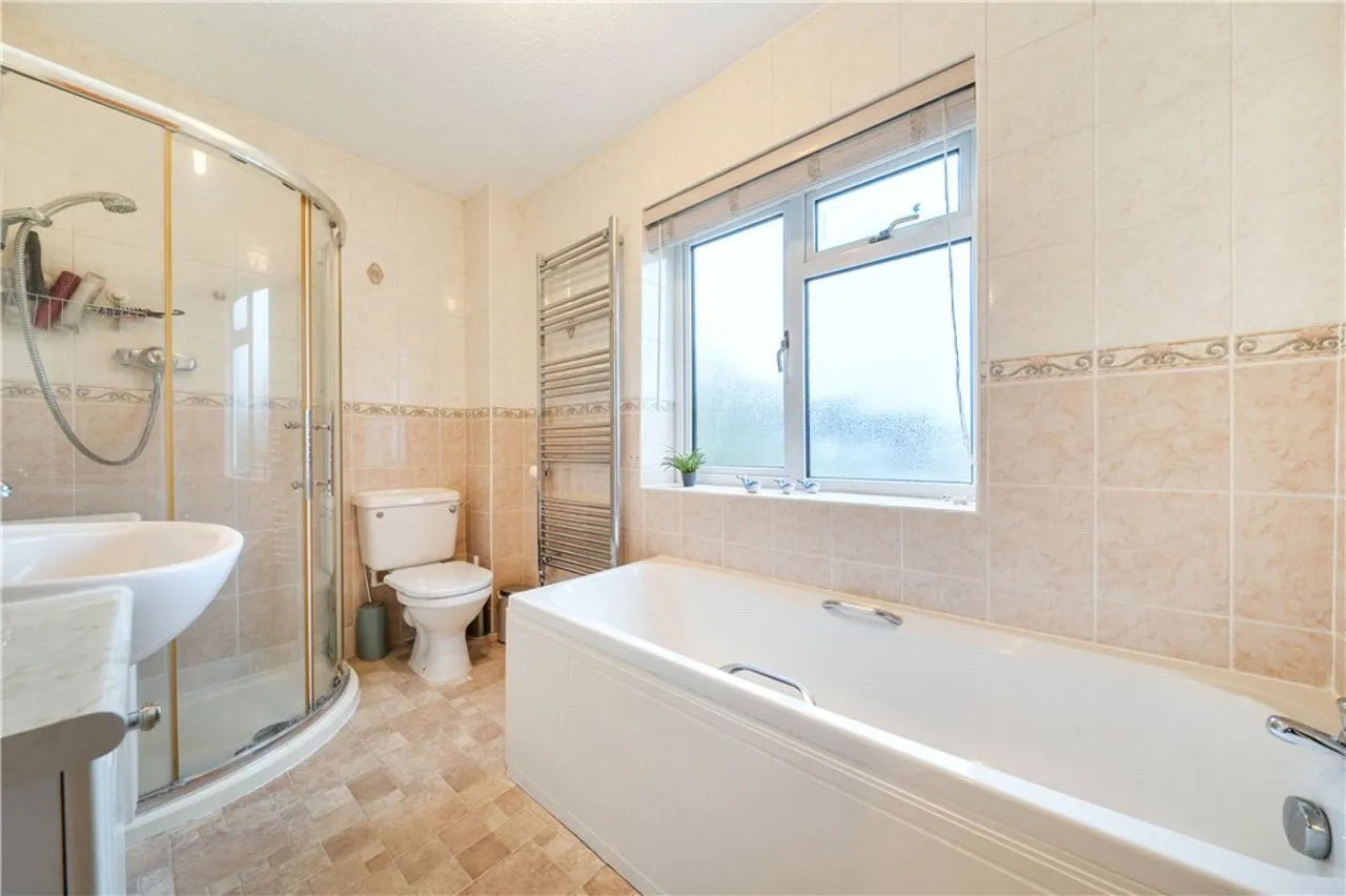 Ashley Meadows, Romsey, SO51, photo 13