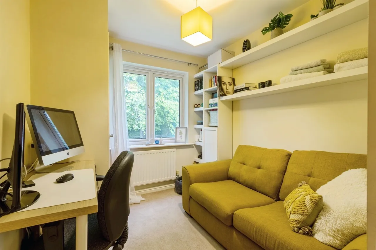 Oak Tree Lane, Leeds, LS14, photo 10