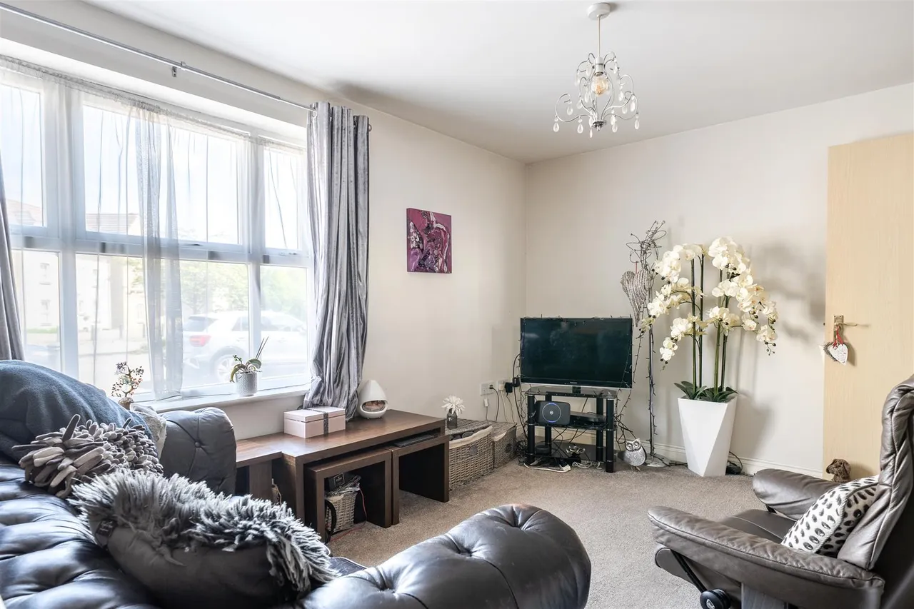 Freestone Way, Corsham, SN13, photo 9