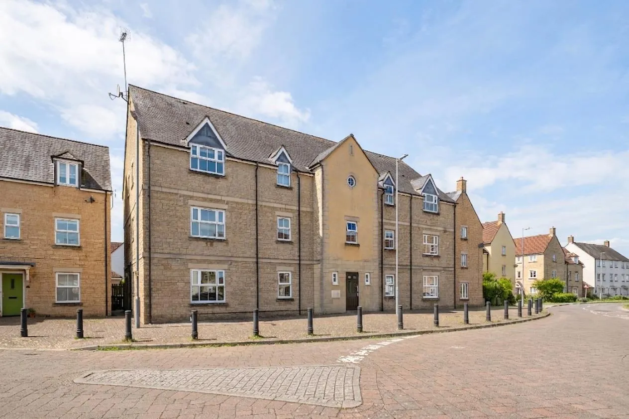 1 bed flat for sale, Freestone Way, Corsham, SN13