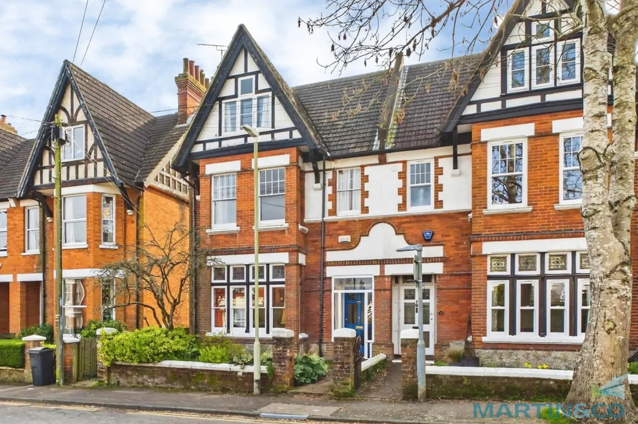 6 bed house to rent, Albert Road, Ashford, TN24