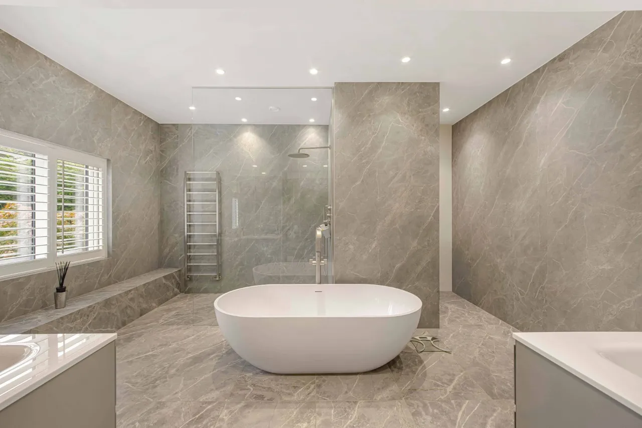 Bollinway, Hale, WA15, photo 13