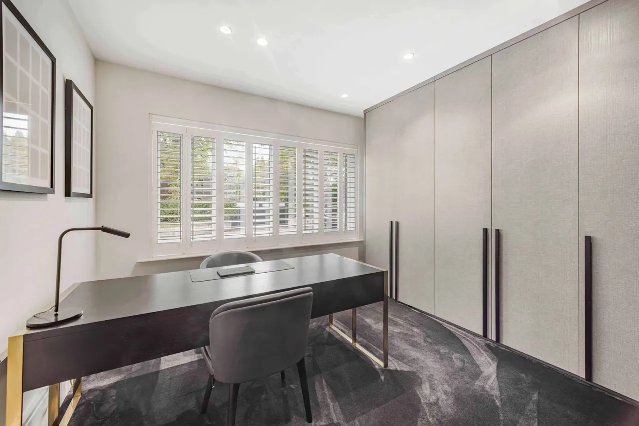 Bollinway, Hale, WA15, photo 10