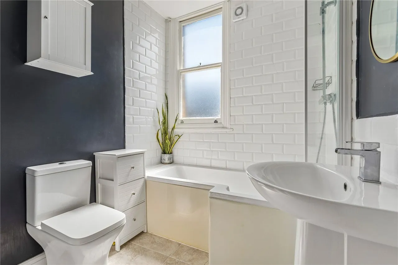 Leverson Street, London, SW16, photo 8