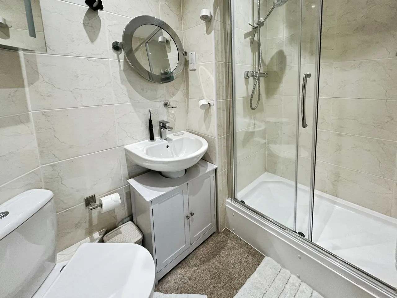 Sinclair Drive, Basingstoke, Hampshire, RG21 6AF, photo 6