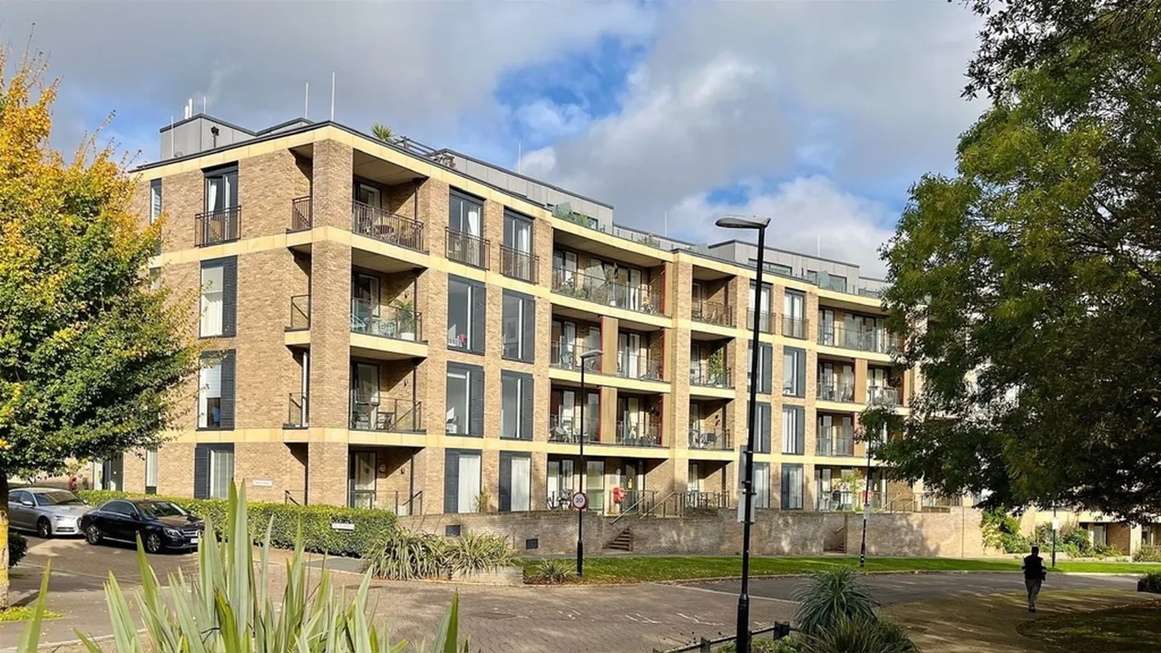 Henry Darlot Drive, Garrison Heights, NW7, photo 19