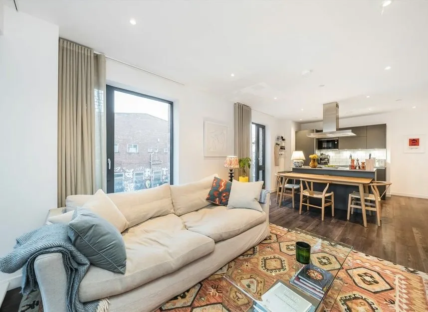 Wallis Road, Hackney, E9, photo 6