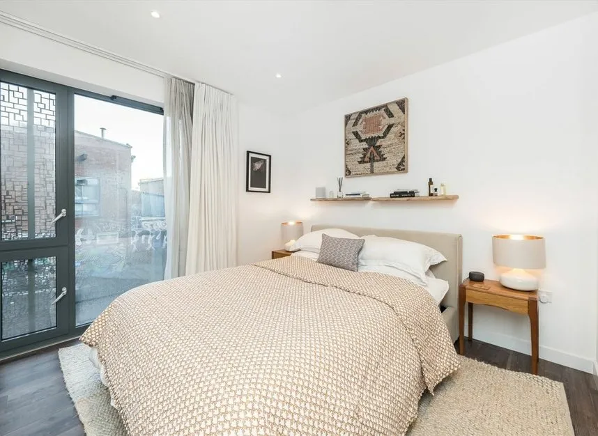 Wallis Road, Hackney, E9, photo 2