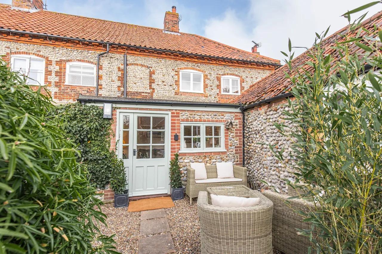 Charming Flint Georgian House in Blak, photo 6