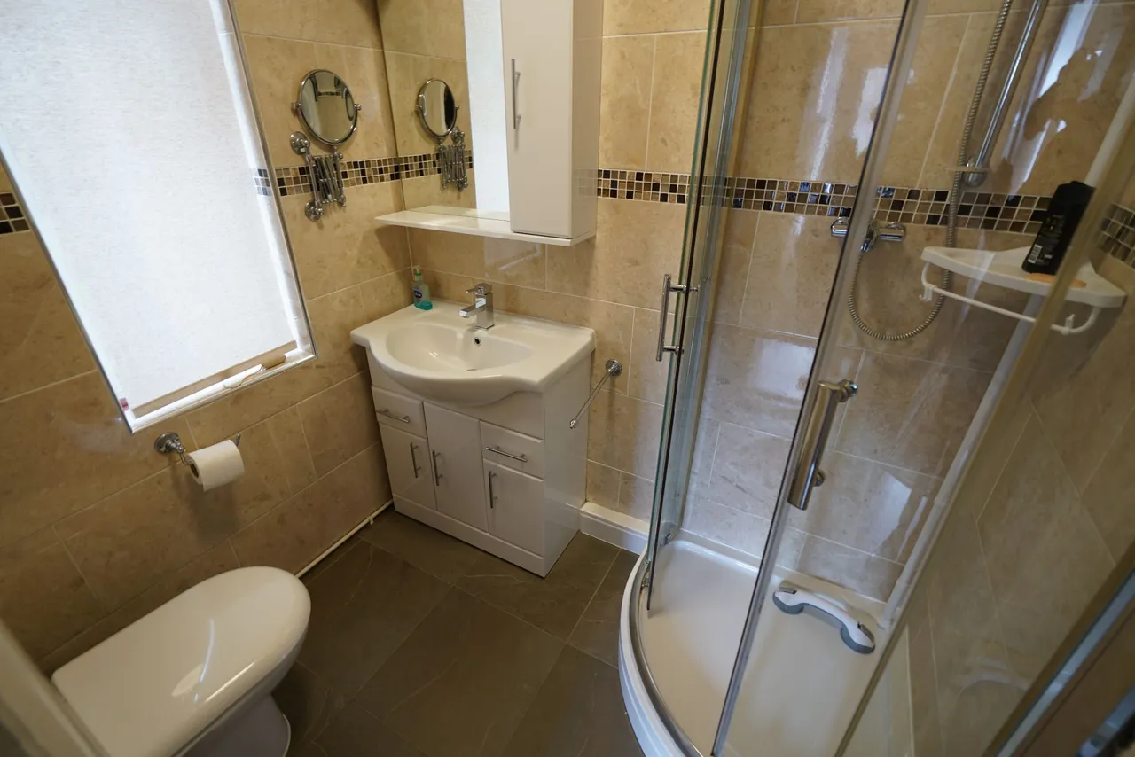 Oval Gardens, Grays, Essex, RM17 5NR, photo 17