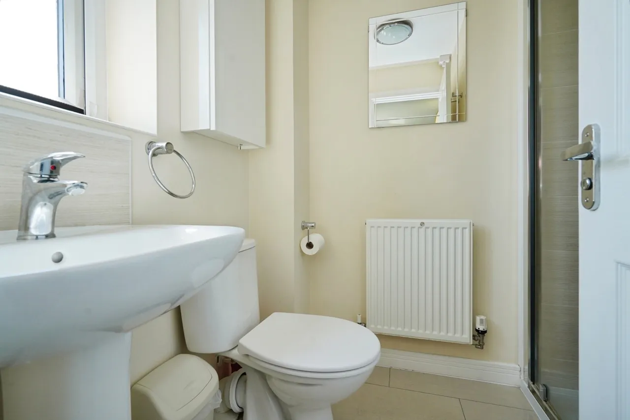 Bridgewater Road, Burton-on-Trent, DE14, photo 9