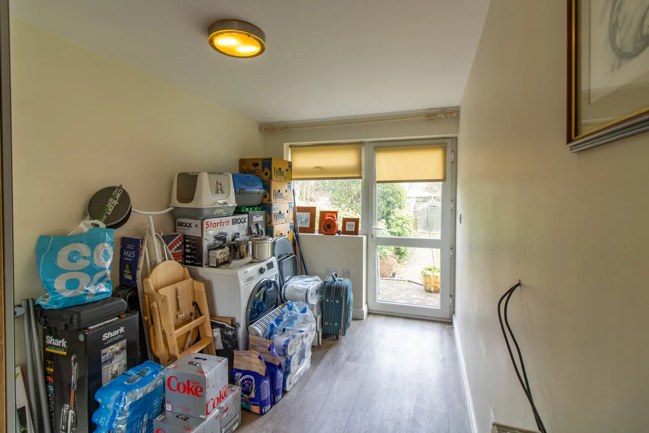 Firfield Avenue, Birstall, Leicester, Leicester, LE4 4DS, photo 6