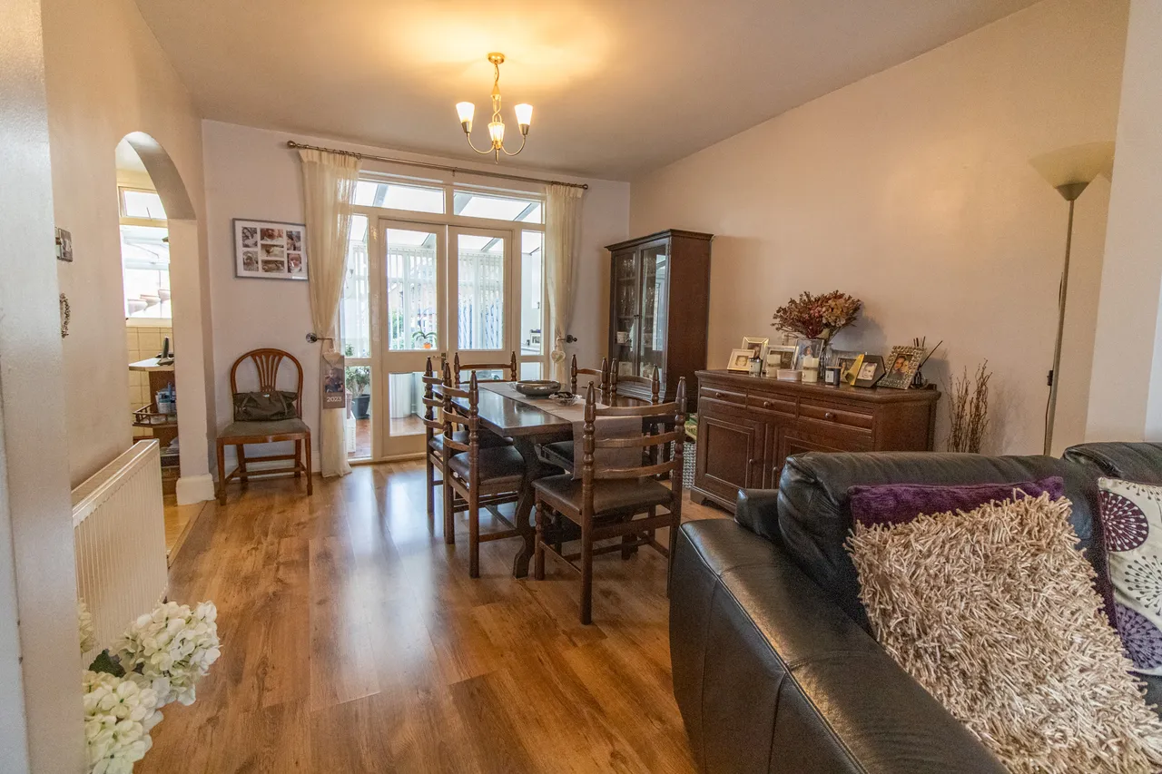 Firfield Avenue, Birstall, Leicester, Leicester, LE4 4DS, photo 3