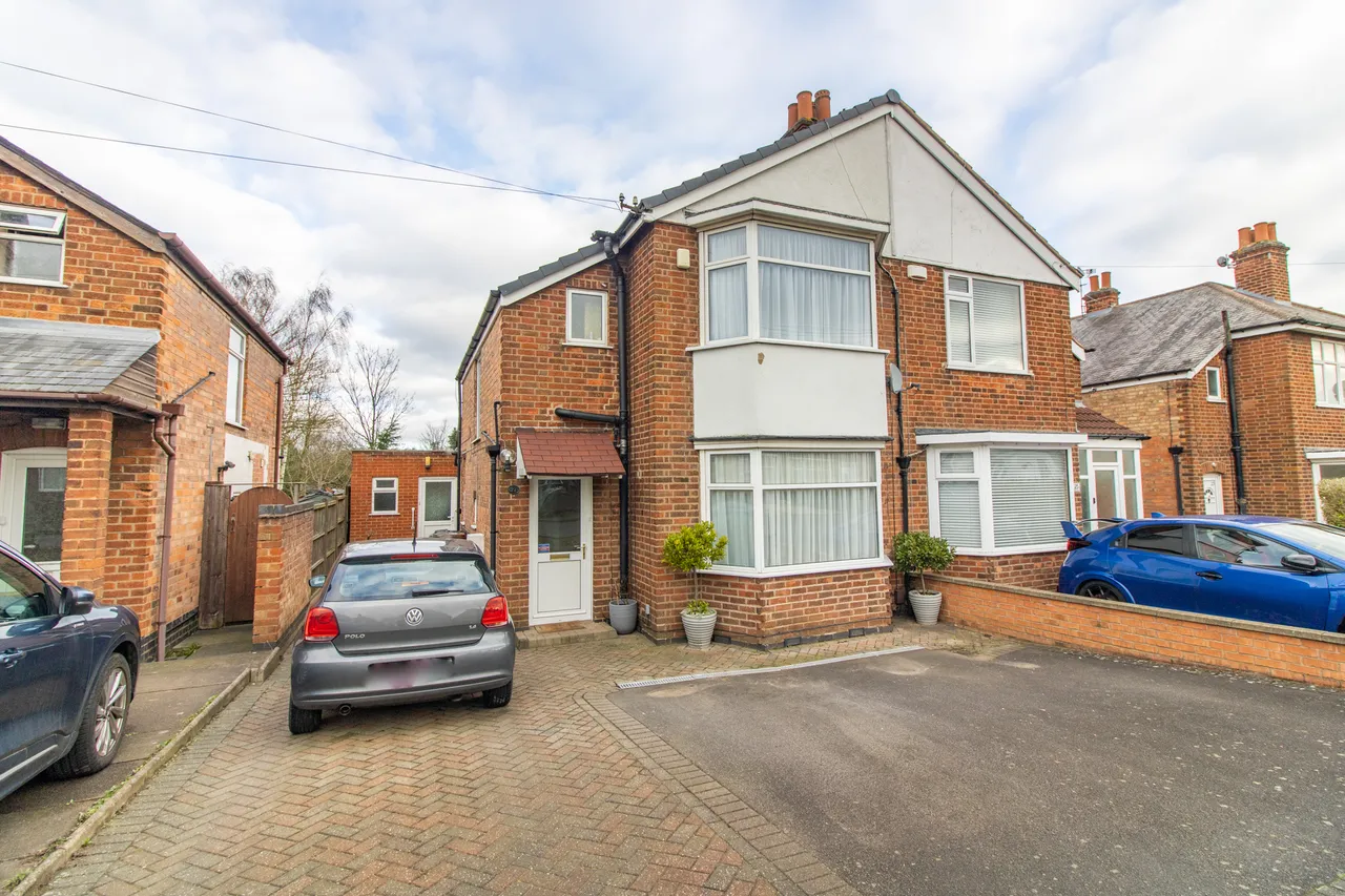 4 bed house for sale — Firfield Avenue, Birstall, Leicester, Leicester, LE4 4DS