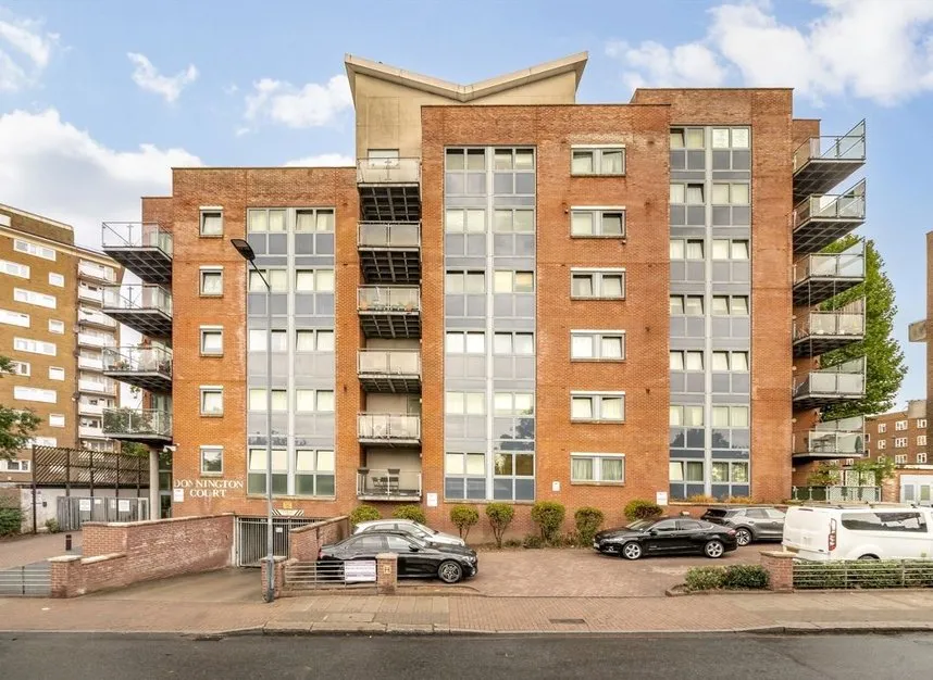 2 bed flat for sale, Donnington Road, Kensal Rise, NW10