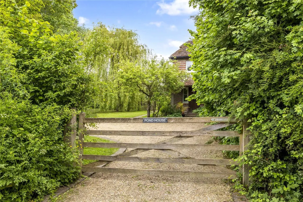 Isfield, Uckfield, TN22, photo 28