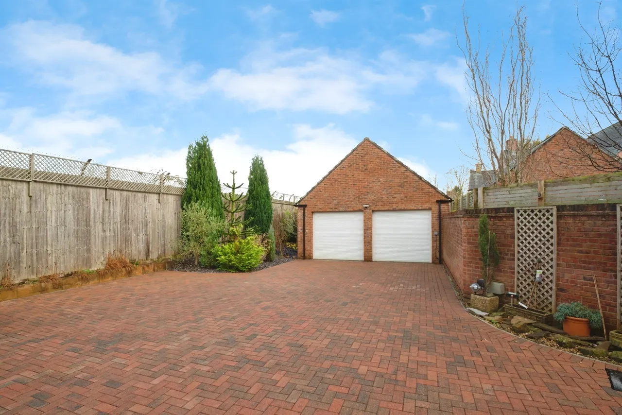 Merton Green Caldicot, NP26, photo 11
