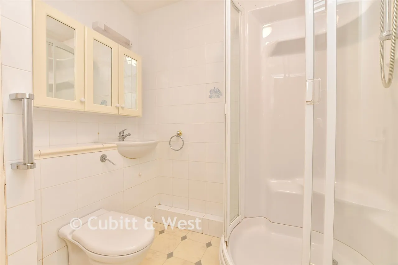White Lodge Close, Sutton, SM2, photo 7