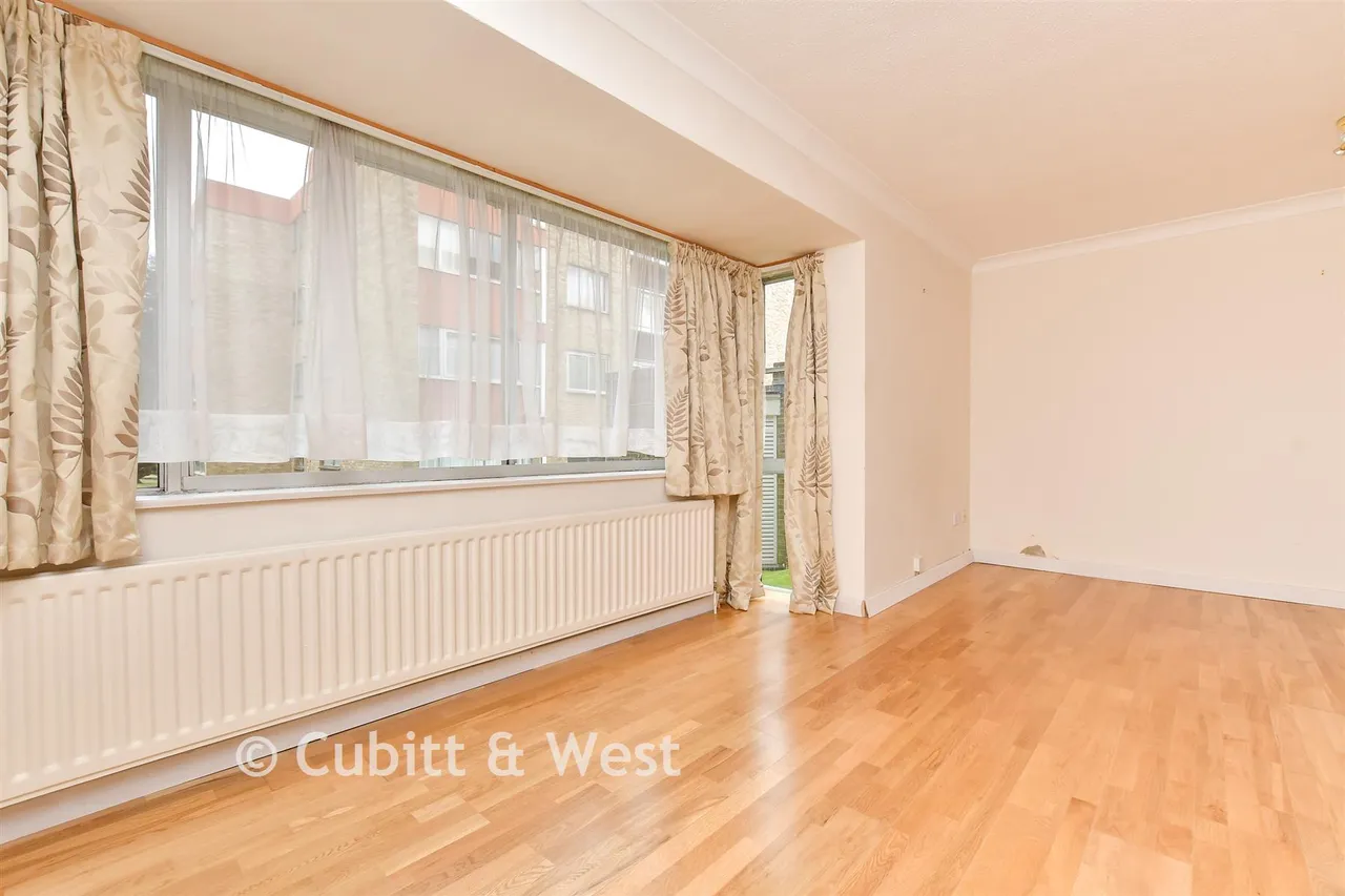 White Lodge Close, Sutton, SM2, photo 5