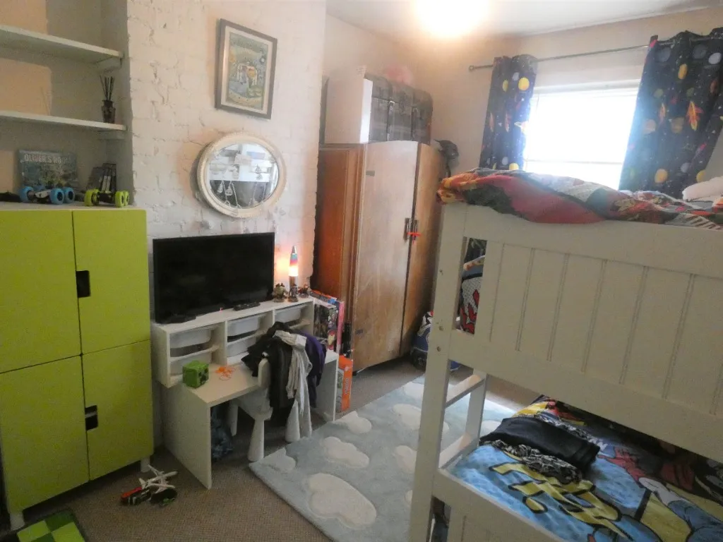 Milton Road, Prestwich, M25, photo 7