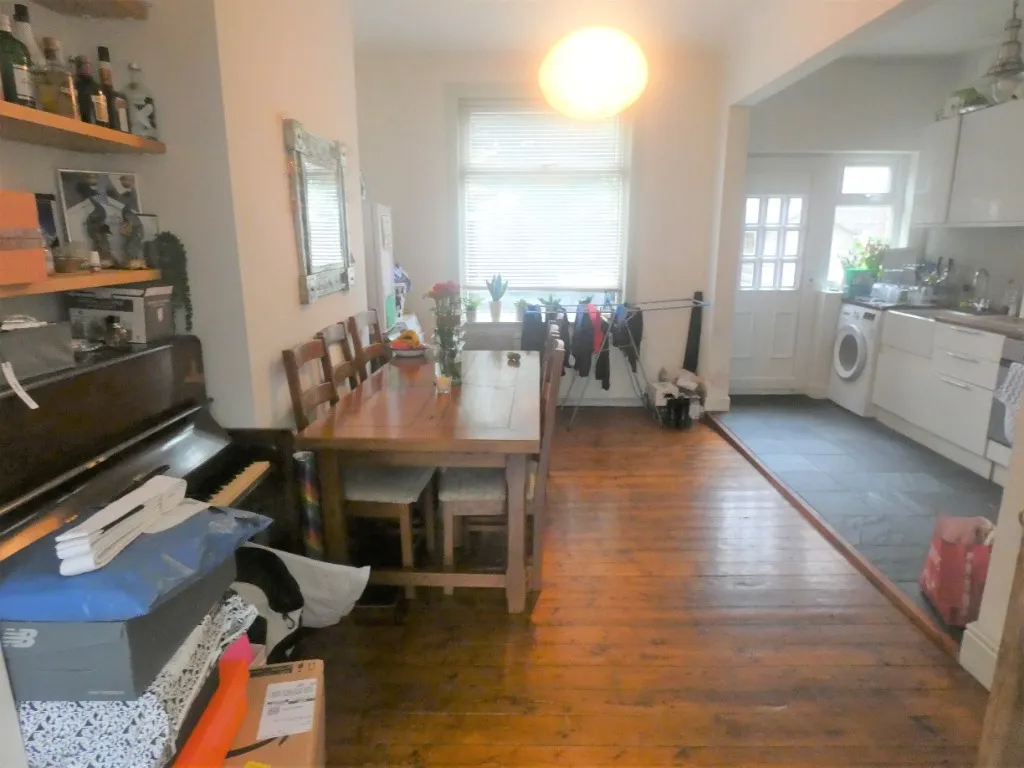 Milton Road, Prestwich, M25, photo 3